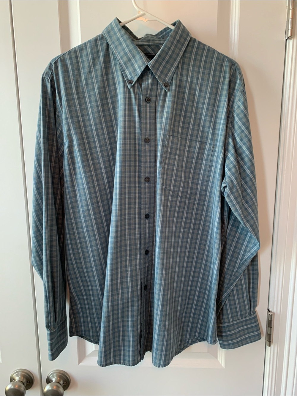 Dockers Men's Teal and Blue Plaid Button-Up Dress Shirt